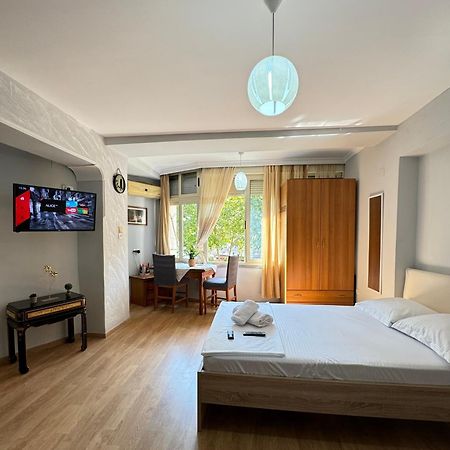 Tirana Centre Lions Gate 9 Apartment Kültér fotó