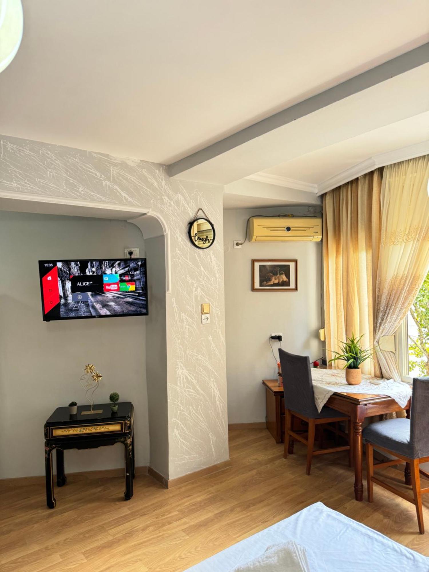 Tirana Centre Lions Gate 9 Apartment Kültér fotó