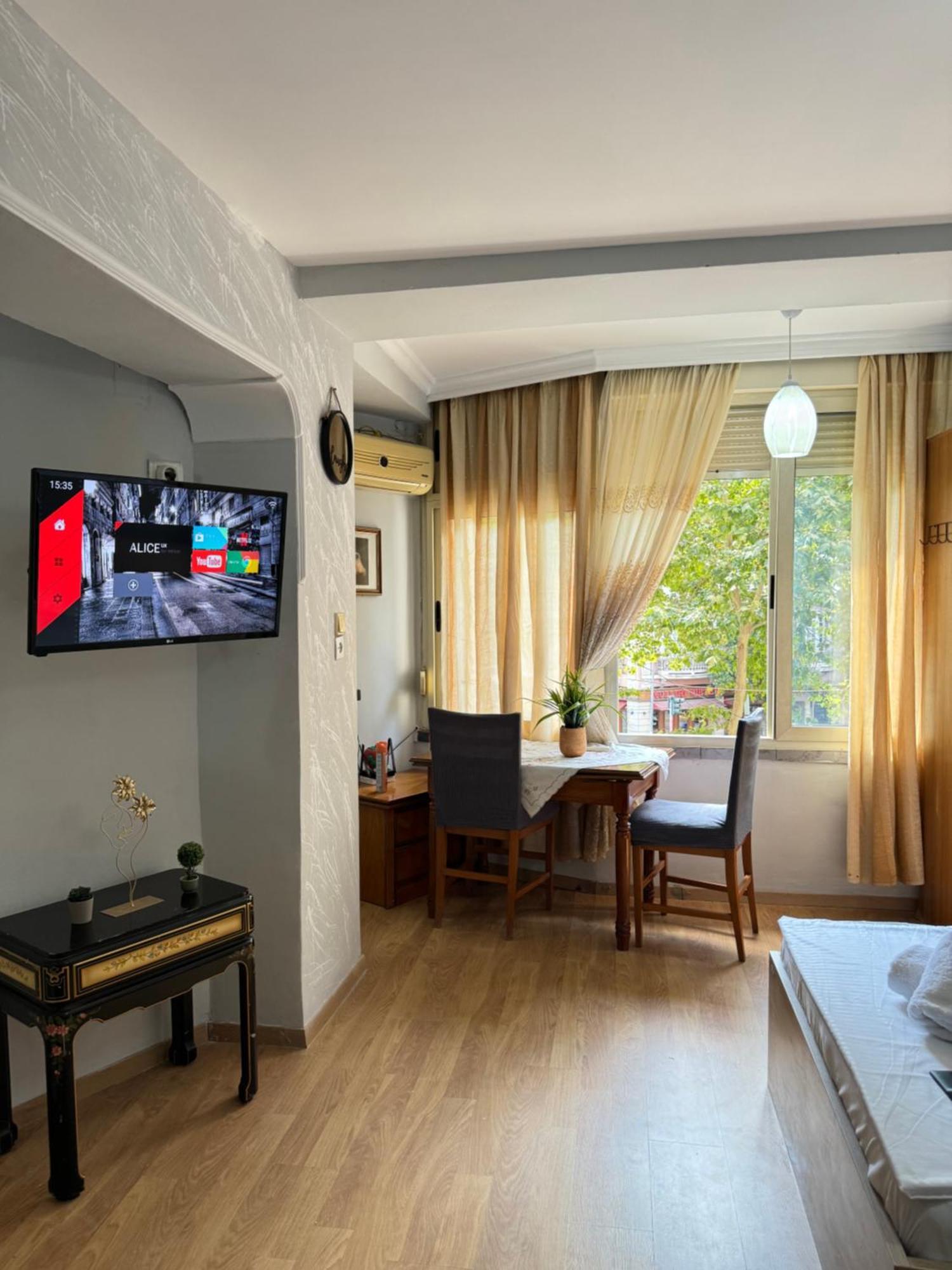 Tirana Centre Lions Gate 9 Apartment Kültér fotó
